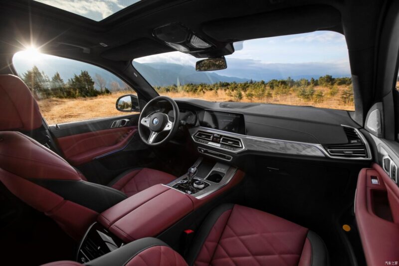 Опубликованы официальные изображения BMW X5 L для Китая