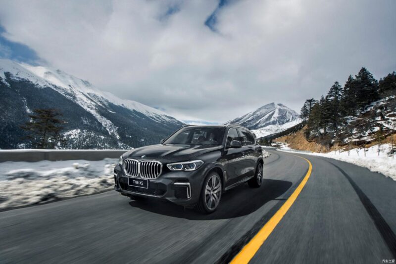 Опубликованы официальные изображения BMW X5 L для Китая