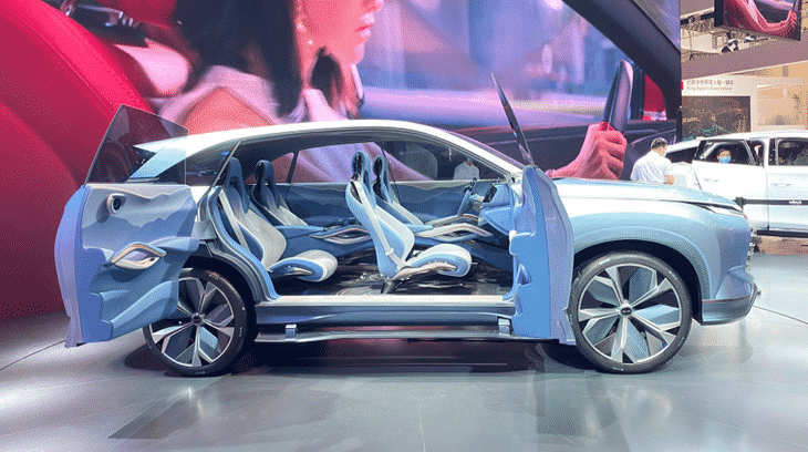 Внедорожник BYD Corvette 07 PHEV шпионили в Китае