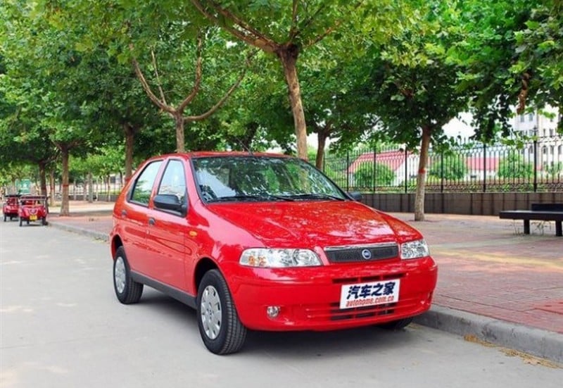 CNC SAIC4 Nanya Palio 00 — The Big Read — SAIC (4/6) — автобусы Volvo, грузовики Iveco и старый Seat Ibiza