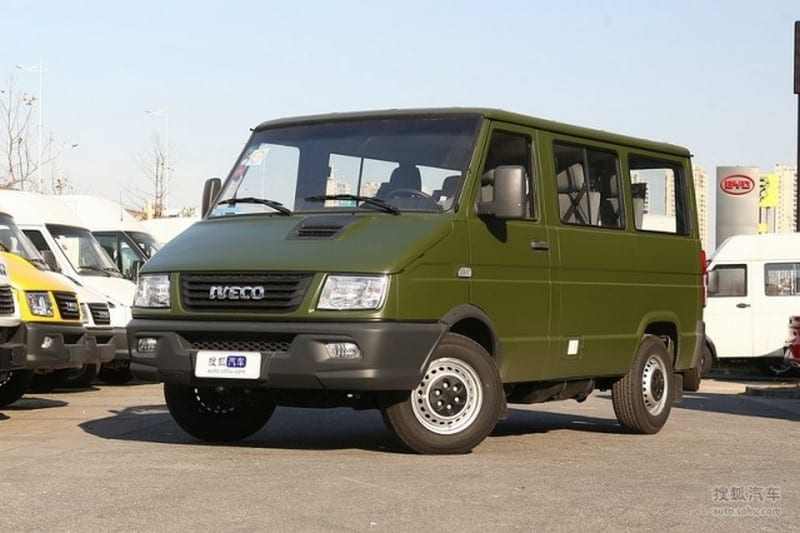 CNC SAIC4 Naveco Daily 00 — The Big Read — SAIC (4/6) — автобусы Volvo, грузовики Iveco и старый Seat Ibiza