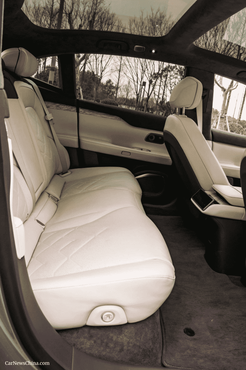 Первый обзор и тест-драйв флагмана Nio ET7.  Лучший электромобиль на сегодняшний день?