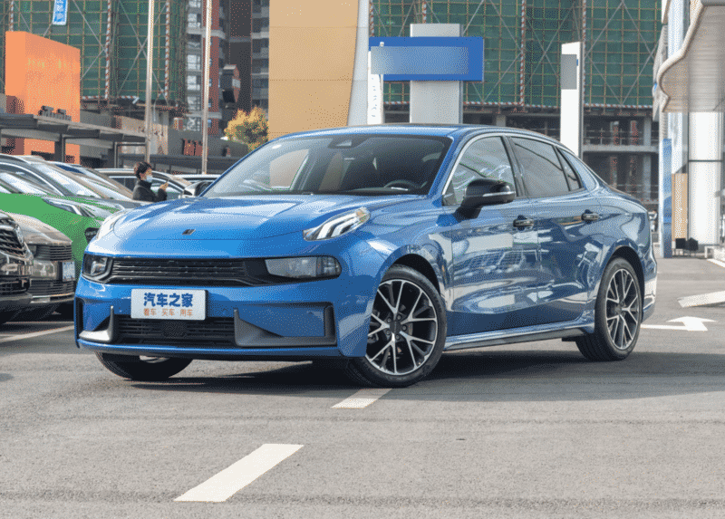 Патентные изображения обновленного седана Lynk & Co 03 просочились в сеть