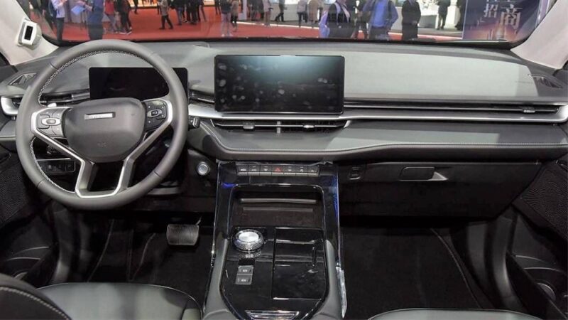 Haval H6 PHEV с запасом хода 200 км и мощностью 330 л.с. для тайского рынка