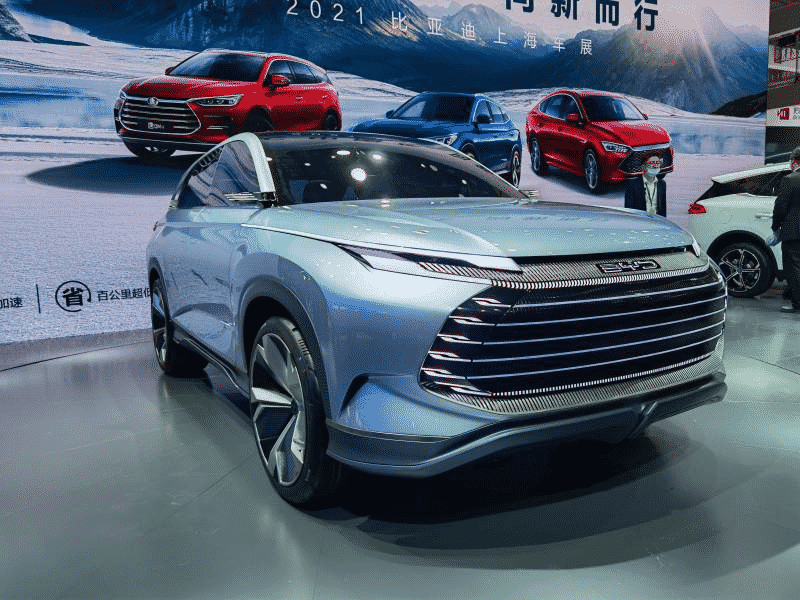 Внедорожник BYD Corvette 07 PHEV шпионили в Китае