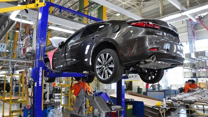 Мазда во Владивостоке.