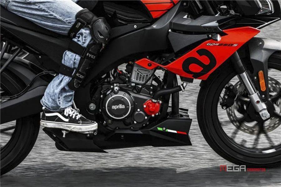 GPR250S находит баланс между улицами и дорогами GPR250S находит баланс между улицами и треками GPR250S находит баланс между улицами и треками Новости китайских электрических мотоциклов MEGA CHINAMOTOR 09