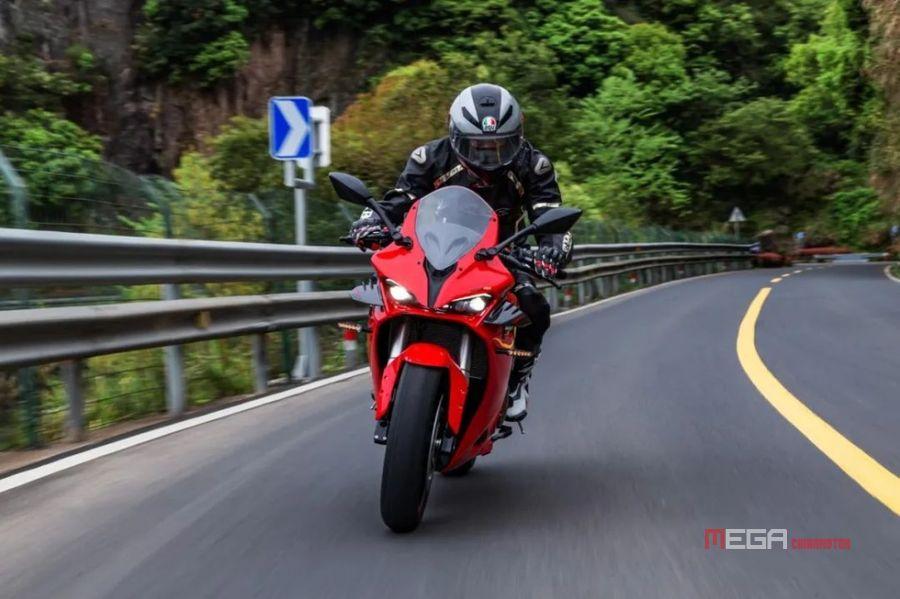 QIANJIANG QJGP ЗАПУЩЕН ЗАПУСК QIANJIANG QJGP QIANJIANG QJGP ЗАПУСК Новости китайских мотоциклов MEGA CHINAMOTOR 04