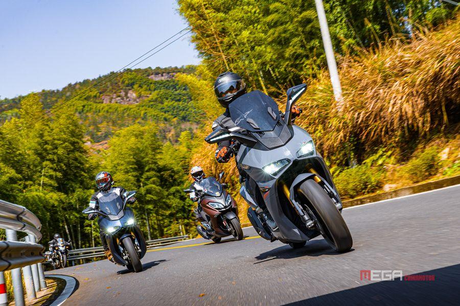 Соотношение цены и качества — спортивный скутер TARO TR300 Соотношение цены и качества — спортивный скутер TARO TR300 Новости китайских электрических мотоциклов MEGA CHINAMOTOR 02