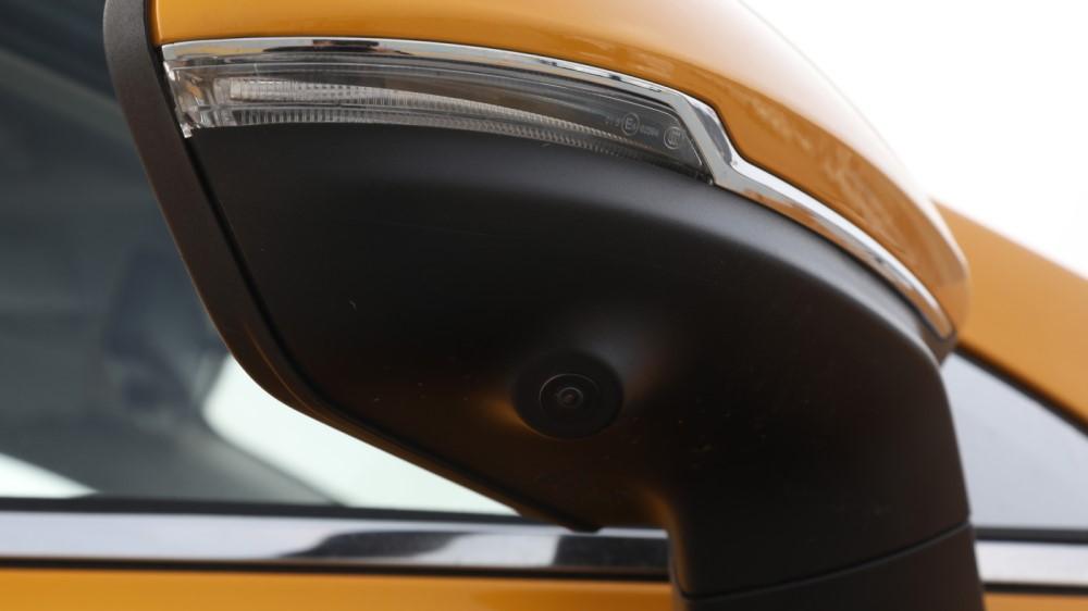 новое оборудование зеркала FAW T77