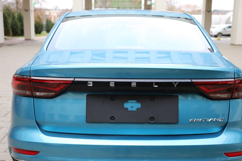 Geely Emgrand 7 Новый задний