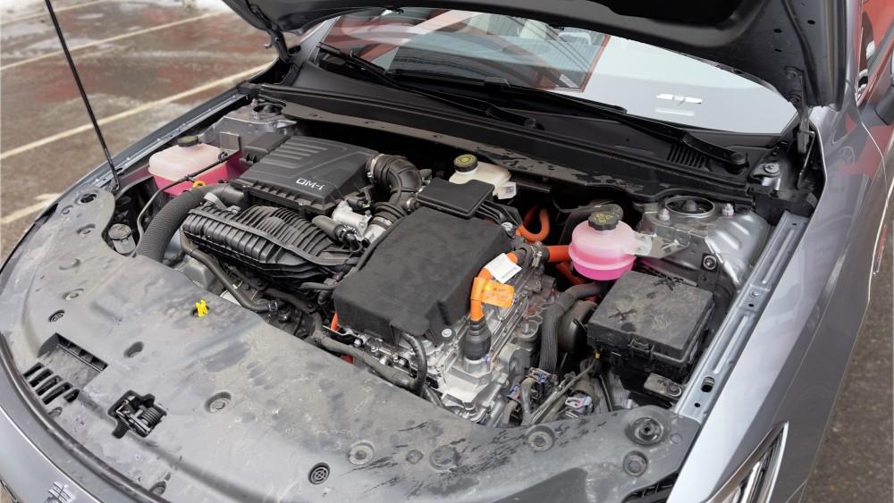 купить седан BYD Qin Plus DM-i в Москве гибридный силовой агрегат