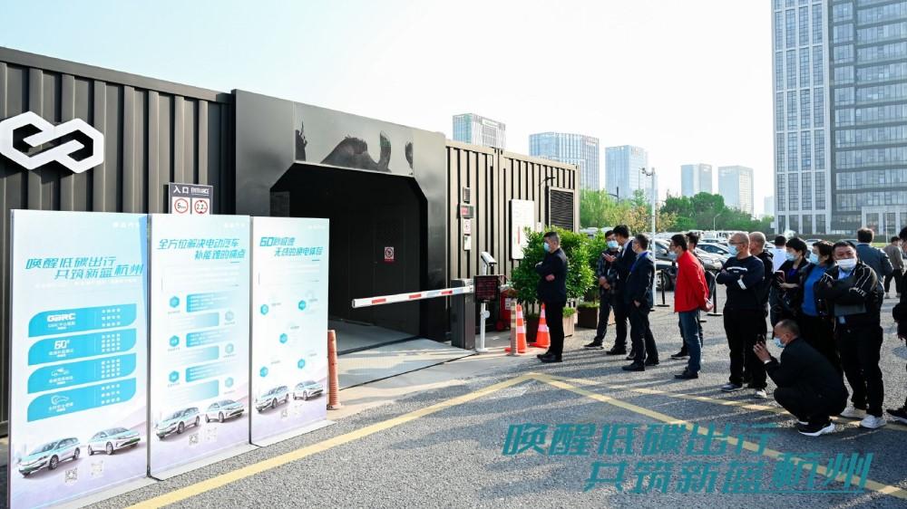 Замена аккумулятора автомобиля Ruilan