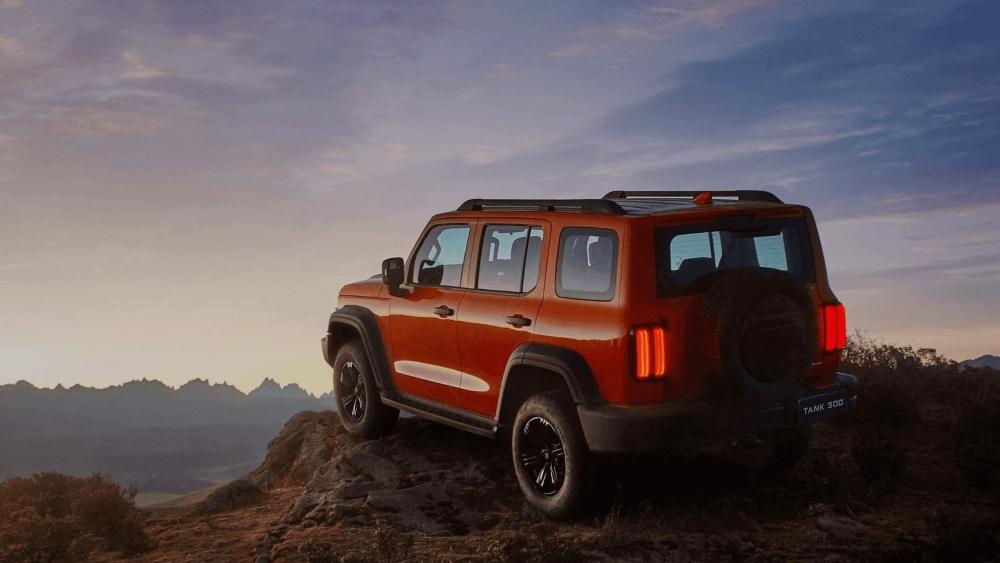 Танк 300 задняя сторона