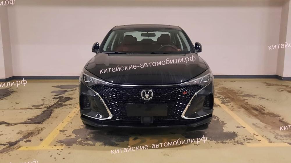 Changan Eado Plus в Москве в России спереди