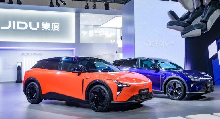 Jidu будет использовать сервис Baidu, похожий на ChatGPT, в своих беспилотных электромобилях Robo