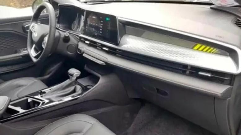 новый компактный кроссовер обновленный салон Chery Tiggo 3x Plus