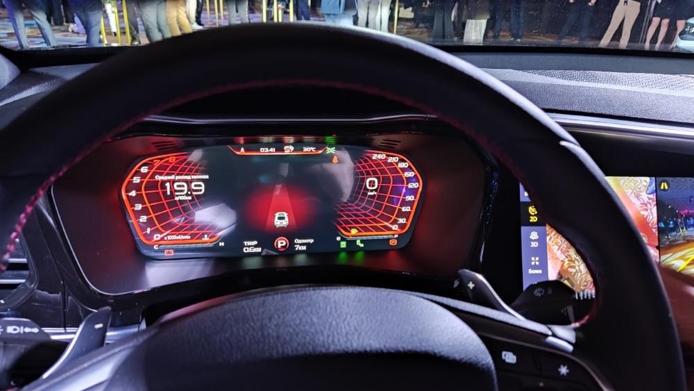 Geely Tugella в Казахстане салонная приборка салона