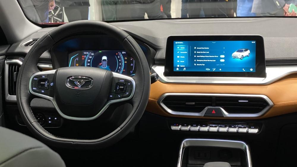 кроссовер Kaiyi X3 Pro в России салон салон