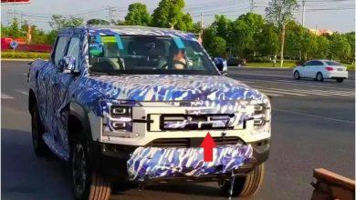 На шпионских снимках электрического пикапа F-бренда BYD виден массивный логотип на решетке радиатора. На шпионских снимках электрического пикапа F-бренда BYD виден массивный логотип на решетке радиатора.