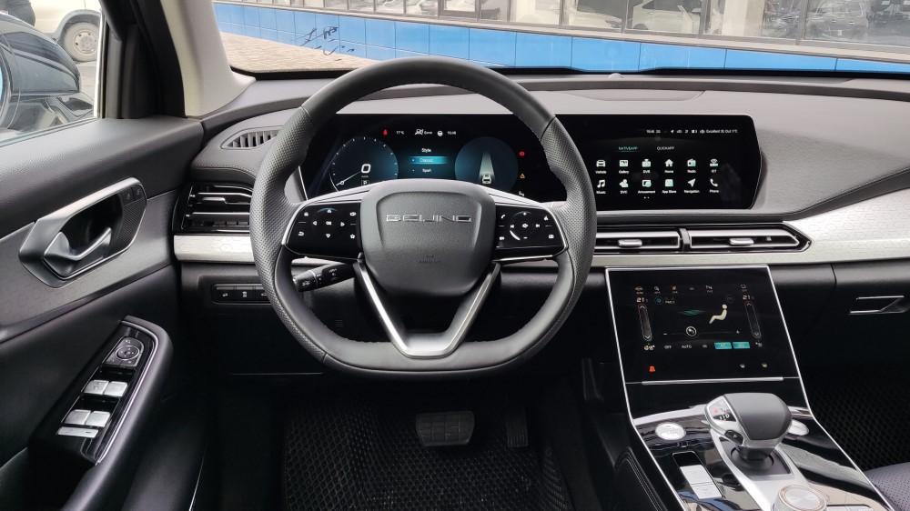 Салон салона BAIC X7, рулевое колесо кокпита
