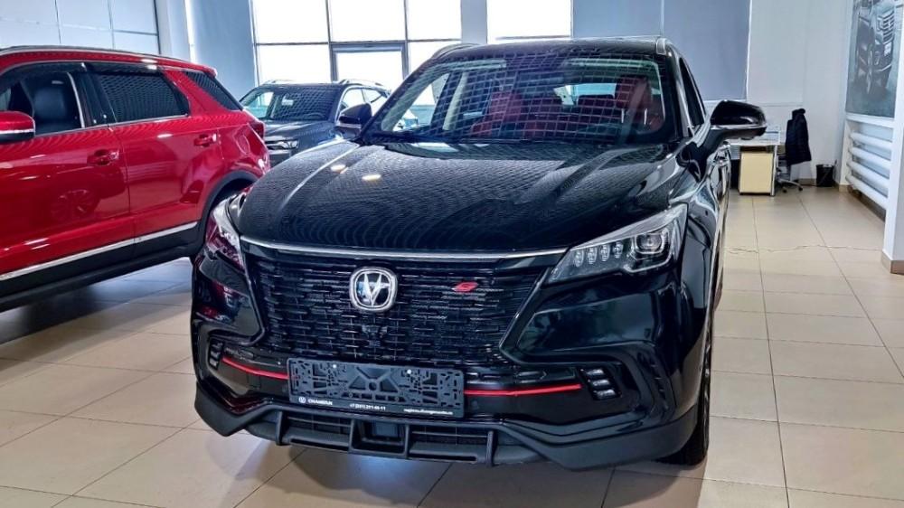 Changan CS85 купе сбоку спереди