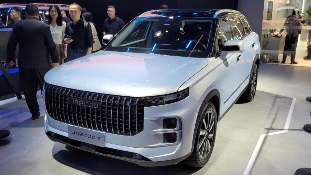 кроссовер Jaecoo 7 боковой передний Shanghai