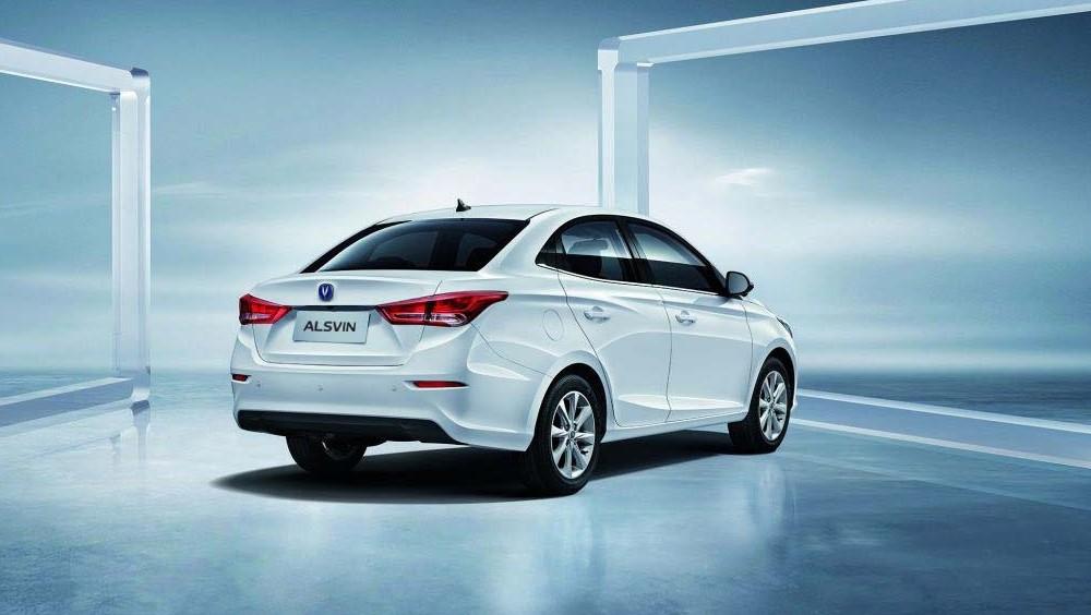 Changan анонсировал седаны для России: какие и сколько они могут стоить Changan анонсировал седаны для России: какие и сколько они могут стоить