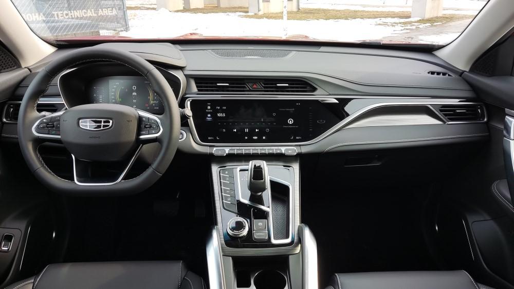 Интерьер салона Джили Азкарра