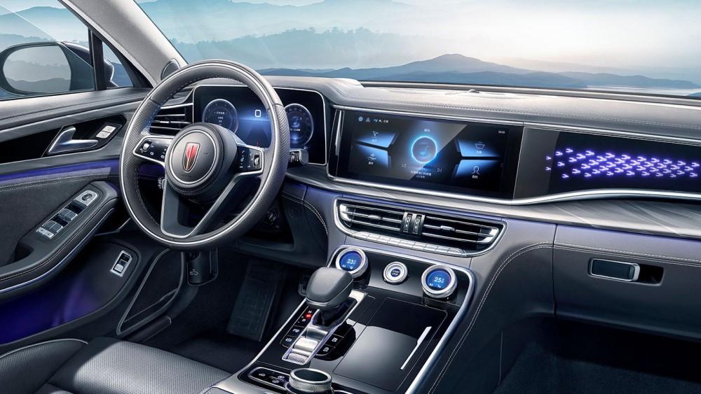 Интерьер салона Hongqi H9