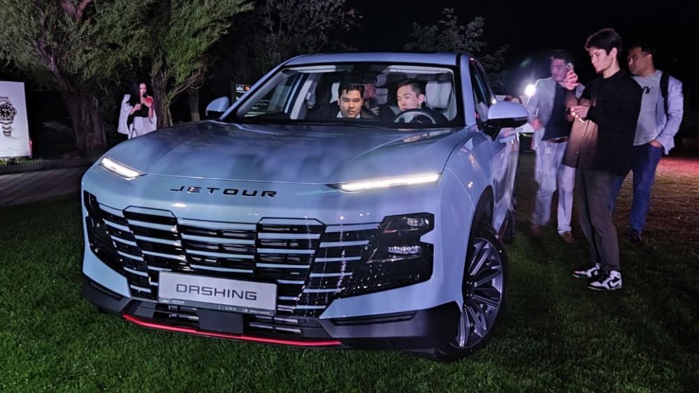 Jetour Dashing в Казахстане сбоку спереди