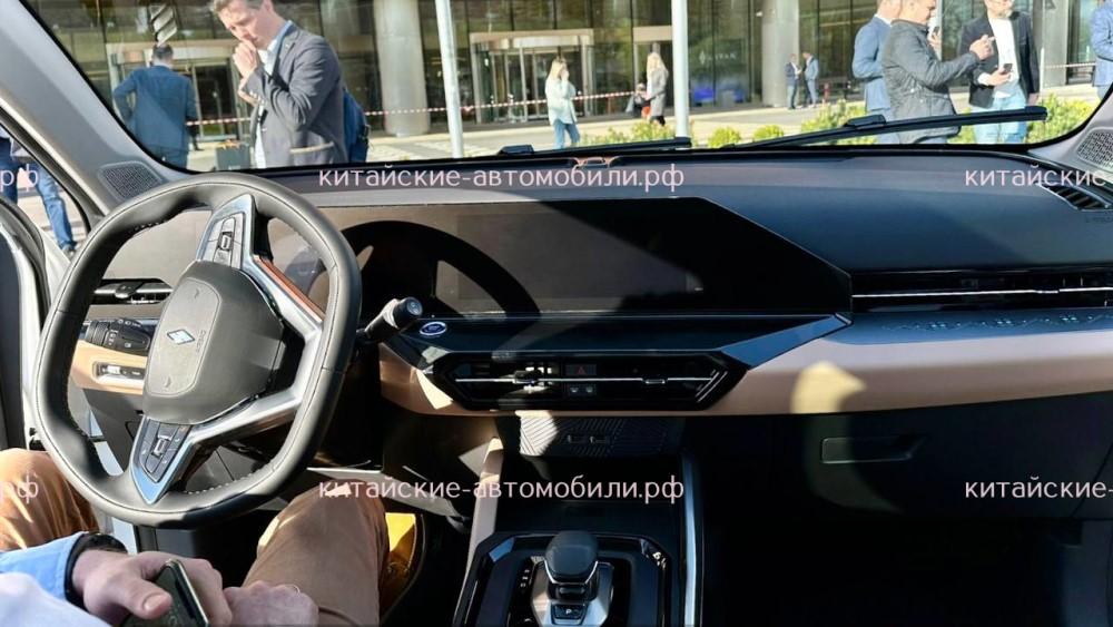 Салон седана Lifan S6 Pro в России