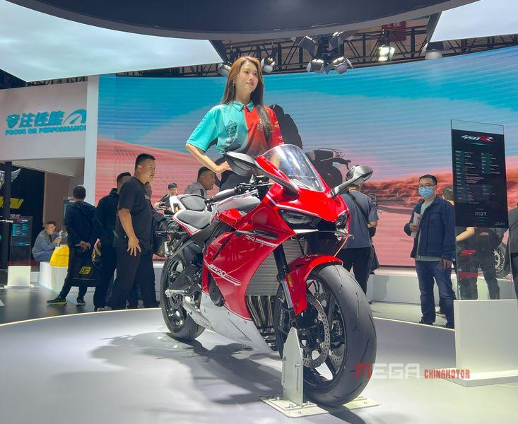 Мотоцикл KOVE 450RR: восходящая звезда соотношения цены и качества