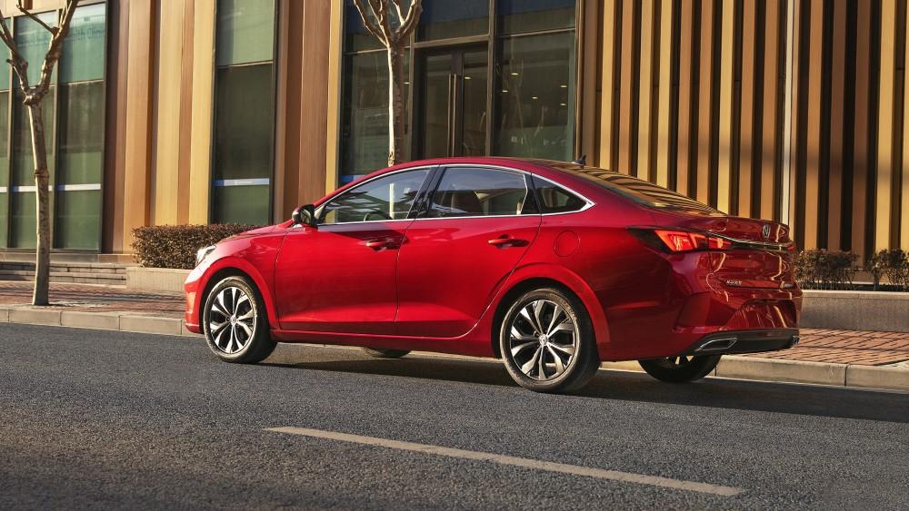 Задняя часть Changan Eado Plus.