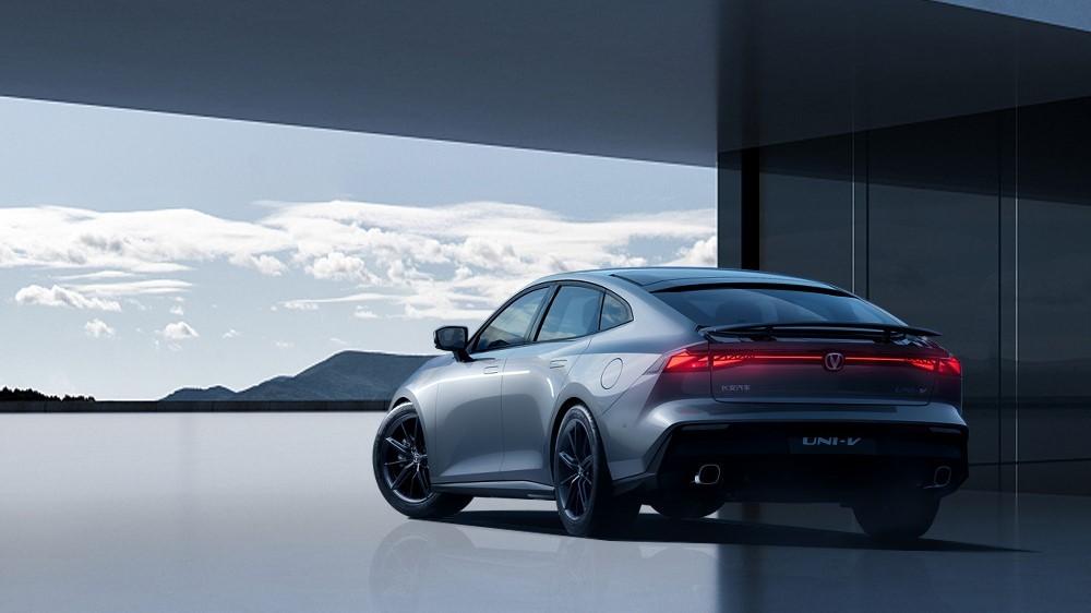 Чанган Уни-В