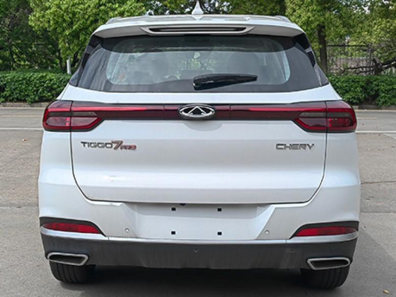 Гибридный кроссовер Chery Tiggo 7 Pro PHEV 7 Pro e+ сзади
