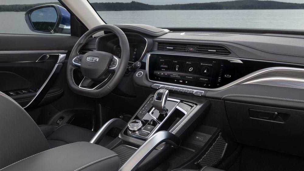 новая версия интерьера салона Geely Atlas Pro