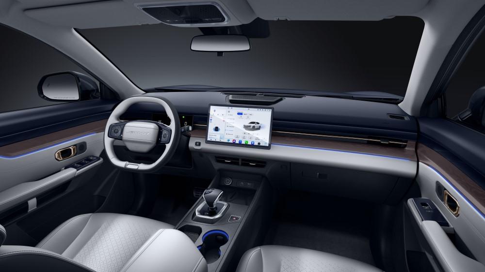 Салон салона Jetour Dashing с двигателем 1.5