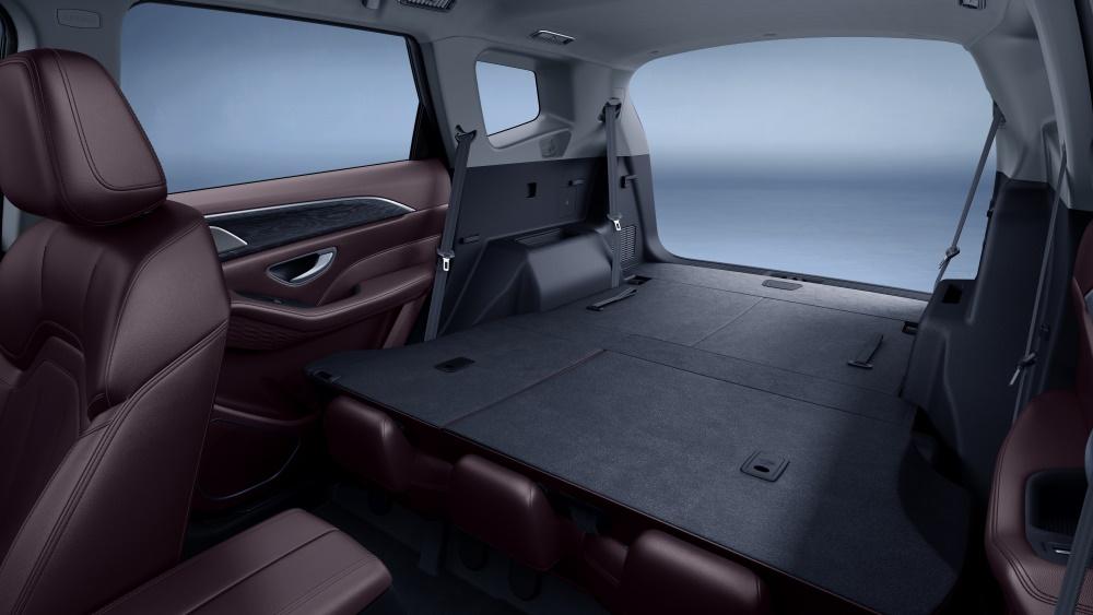 Jetour X90 Plus 7-местная версия багажник с ровным полом