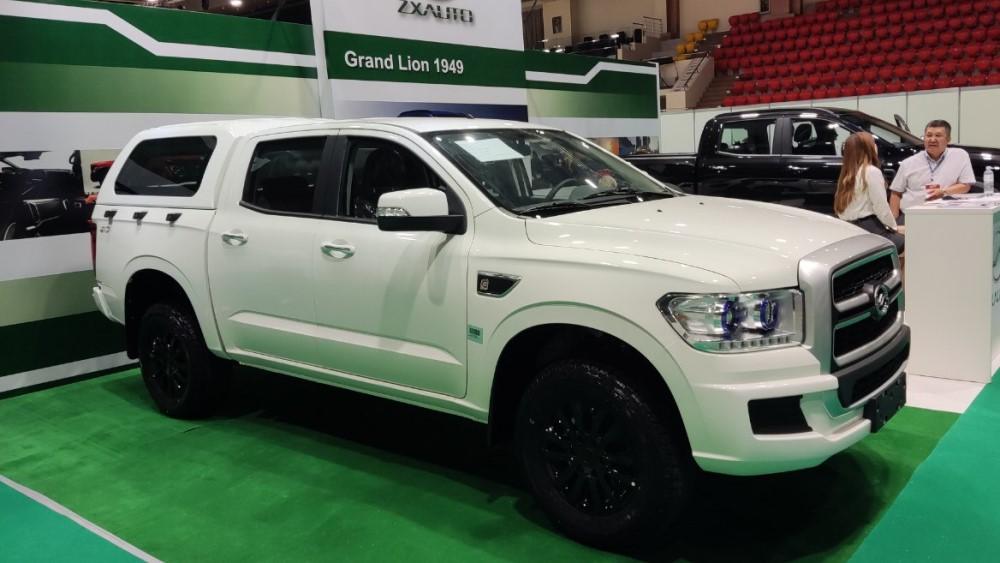 Пикап ZX Terralord в казахстанской стороне спереди