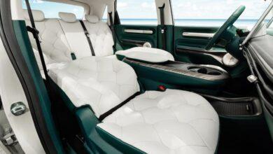 Официально представлен интерьер Baojun Yunduo от GM с мягкими сиденьями. Соперник BYD Dolphin. Официально представлен интерьер Baojun Yunduo от GM с мягкими сиденьями. Соперник BYD Dolphin.