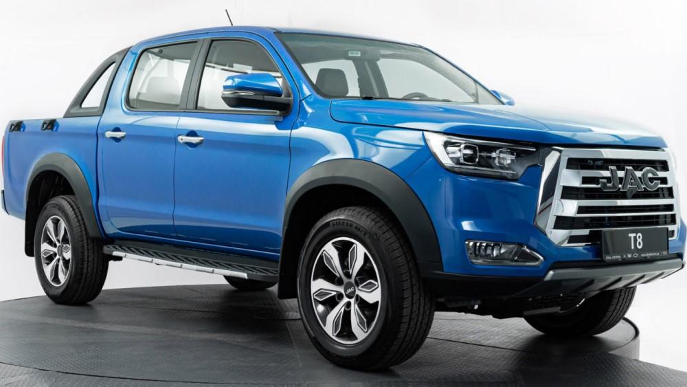 JAC T8 передняя сторона