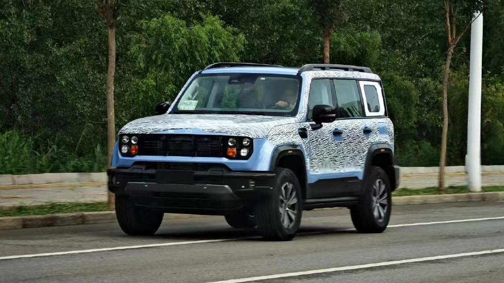 BAIC BJ40, боковая передняя часть нового поколения
