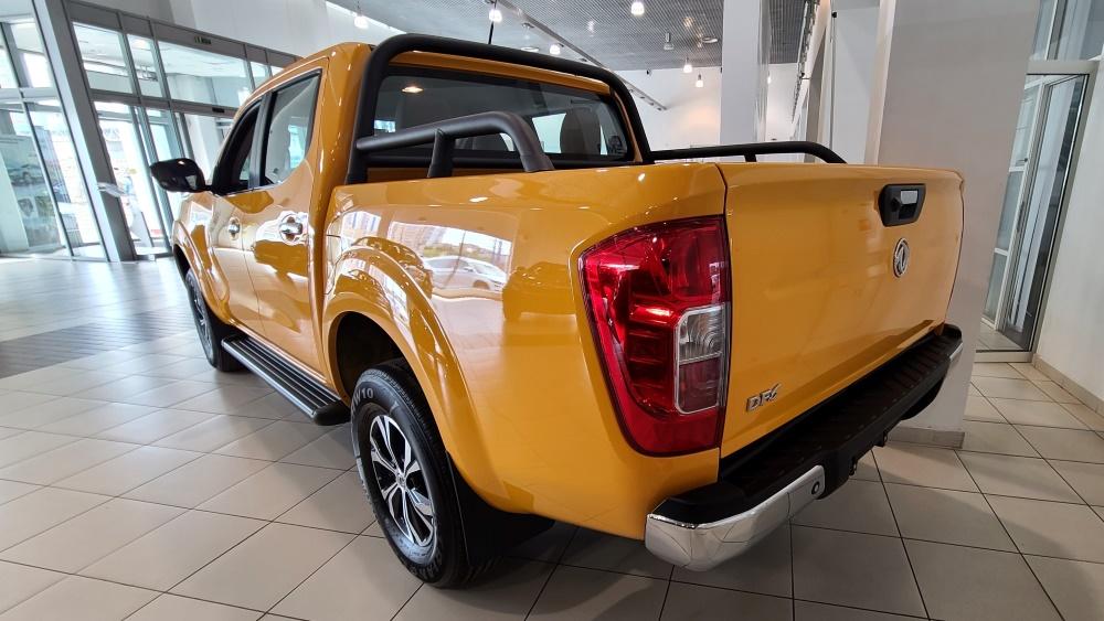 Пикап Dongfeng DF6 сбоку сзади