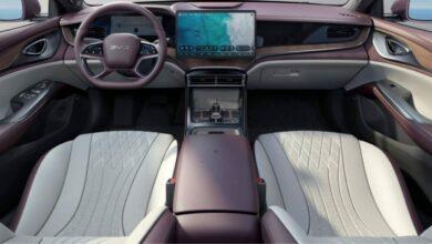 В Китае показали салон нового седана BYD с большим поворотным дисплеем В Китае показали салон нового седана BYD с большим поворотным дисплеем