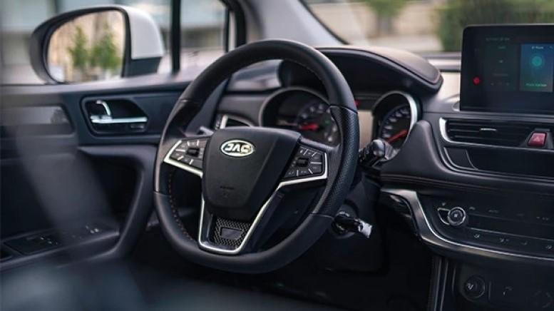 Интерьер салона JAC JS3 S3 Pro