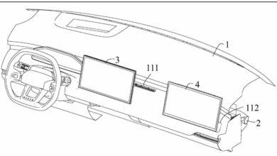 Интерьер седана Zeekr CS1E с тремя экранами. Один из них может двигаться Интерьер седана Zeekr CS1E с тремя экранами. Один из них может двигаться