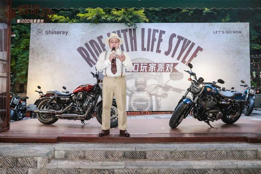 SHINERAY Stormbreaker 1200 официально поступит в продажу в Китае по цене от 46 800 юаней. SHINERAY Stormbreaker 1200 официально представлен в Китае по цене от 46 800 юаней. SHINERAY Stormbreaker 1200 официально представлен в Китае — новости китайских мотоциклов