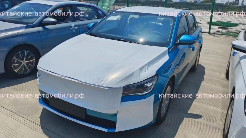 Новый седан Geely Emgrand получит в России автоматическую коробку передач: когда он появится в продаже?