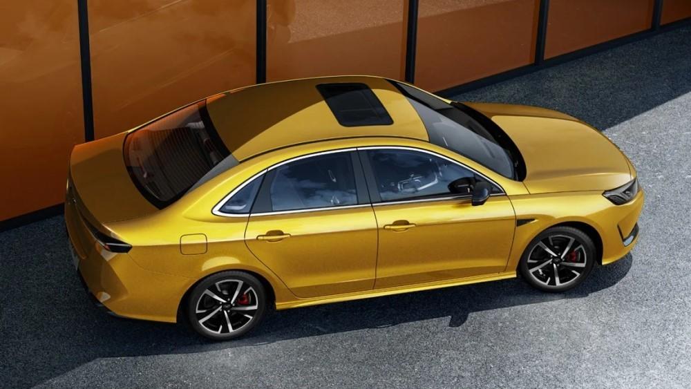 У Kaiyi E5 теперь есть комплектация Luxury Sport. Это третья модификация в России и она оказалась самой дорогой.